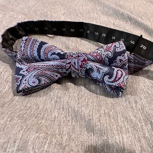 Men’s bow tie